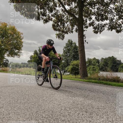 30.08.2026 - Elbe Triathlon Hamburg Michael Burmester http://msf.ph/oto/10055330 30.08.2026 11:31:10 Radfahren 1372, 1525, 1717 meine-sportfotos.de