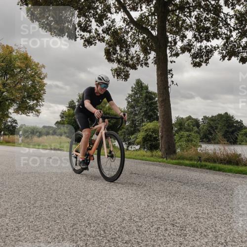30.08.2026 - Elbe Triathlon Hamburg Michael Burmester http://msf.ph/oto/10055338 30.08.2026 11:31:20 Radfahren 1127, 1131, 1409, 1579, 1605 meine-sportfotos.de