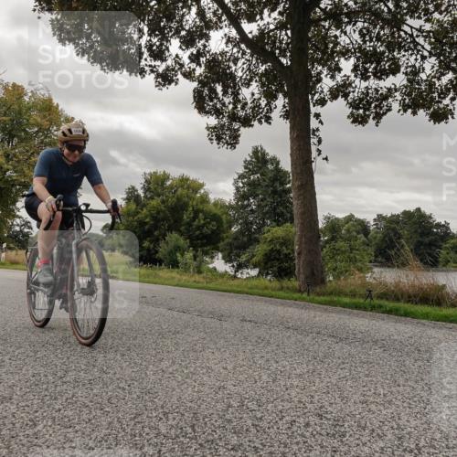 30.08.2026 - Elbe Triathlon Hamburg Michael Burmester http://msf.ph/oto/10055382 30.08.2026 11:32:37 Radfahren 1538, 1677, 1686 meine-sportfotos.de