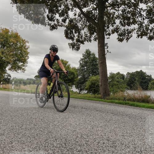 30.08.2026 - Elbe Triathlon Hamburg Michael Burmester http://msf.ph/oto/10055413 30.08.2026 11:34:20 Radfahren 1472, 1642, 1666, 1684 meine-sportfotos.de