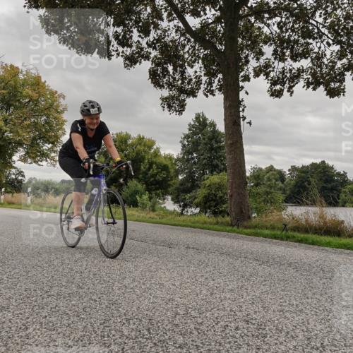30.08.2026 - Elbe Triathlon Hamburg Michael Burmester http://msf.ph/oto/10055457 30.08.2026 11:36:32 Radfahren 1499, 1687, 1705 meine-sportfotos.de