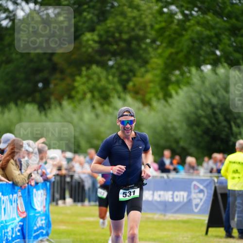 30.08.2026 - Elbe Triathlon Hamburg LAZAROV Photography http://msf.ph/oto/10055467 30.08.2026 11:03:55 Ziel 483, 531, 642, 664 meine-sportfotos.de