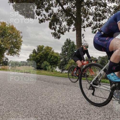 30.08.2026 - Elbe Triathlon Hamburg Michael Burmester http://msf.ph/oto/10055480 30.08.2026 11:37:02 Radfahren 804, 1377, 1534 meine-sportfotos.de