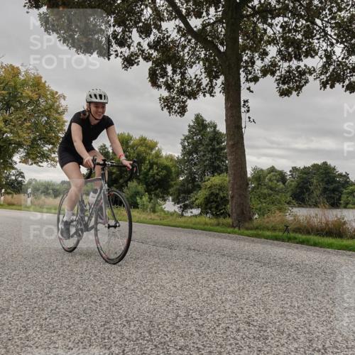 30.08.2026 - Elbe Triathlon Hamburg Michael Burmester http://msf.ph/oto/10055489 30.08.2026 11:37:45 Radfahren 1470, 1495, 1702 meine-sportfotos.de