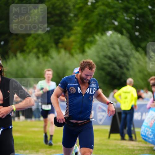 30.08.2026 - Elbe Triathlon Hamburg LAZAROV Photography http://msf.ph/oto/10055516 30.08.2026 11:04:03 Ziel 449, 642, 658, 664, 1897 meine-sportfotos.de