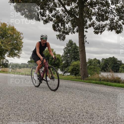 30.08.2026 - Elbe Triathlon Hamburg Michael Burmester http://msf.ph/oto/10055550 30.08.2026 11:39:31 Radfahren 1593, 1631, 1678 meine-sportfotos.de