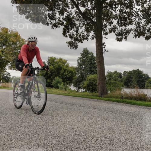 30.08.2026 - Elbe Triathlon Hamburg Michael Burmester http://msf.ph/oto/10055565 30.08.2026 11:40:05 Radfahren 1484, 1582, 1585 meine-sportfotos.de