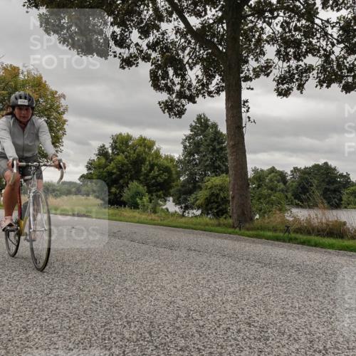 30.08.2026 - Elbe Triathlon Hamburg Michael Burmester http://msf.ph/oto/10055568 30.08.2026 11:40:11 Radfahren 1537, 1582 meine-sportfotos.de