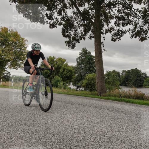 30.08.2026 - Elbe Triathlon Hamburg Michael Burmester http://msf.ph/oto/10055611 30.08.2026 11:43:43 Radfahren 1600 meine-sportfotos.de