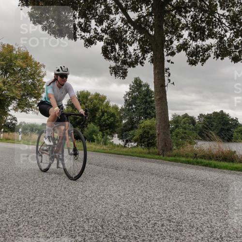 30.08.2026 - Elbe Triathlon Hamburg Michael Burmester http://msf.ph/oto/10055626 30.08.2026 11:44:40 Radfahren 1602, 1698 meine-sportfotos.de