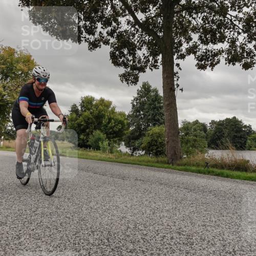 30.08.2026 - Elbe Triathlon Hamburg Michael Burmester http://msf.ph/oto/10055651 30.08.2026 11:45:46 Radfahren 1693, 1704 meine-sportfotos.de