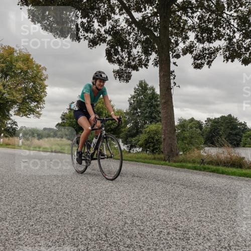 30.08.2026 - Elbe Triathlon Hamburg Michael Burmester http://msf.ph/oto/10055665 30.08.2026 11:46:54 Radfahren 1652, 1685 meine-sportfotos.de