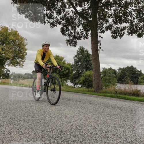 30.08.2026 - Elbe Triathlon Hamburg Michael Burmester http://msf.ph/oto/10055678 30.08.2026 11:47:50 Radfahren 1692 meine-sportfotos.de