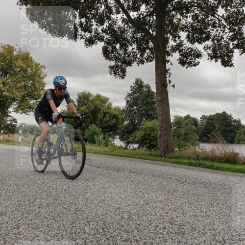 30.08.2026 - Elbe Triathlon Hamburg Michael Burmester http://msf.ph/oto/10055684 30.08.2026 11:48:13 Radfahren 1617, 1672 meine-sportfotos.de