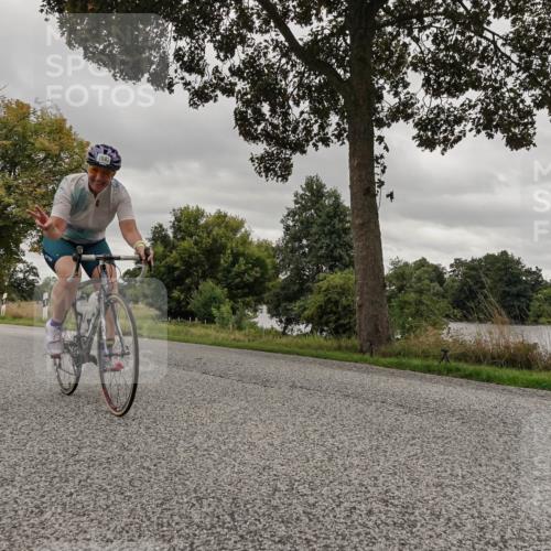 30.08.2026 - Elbe Triathlon Hamburg Michael Burmester http://msf.ph/oto/10055687 30.08.2026 11:48:31 Radfahren 1682 meine-sportfotos.de