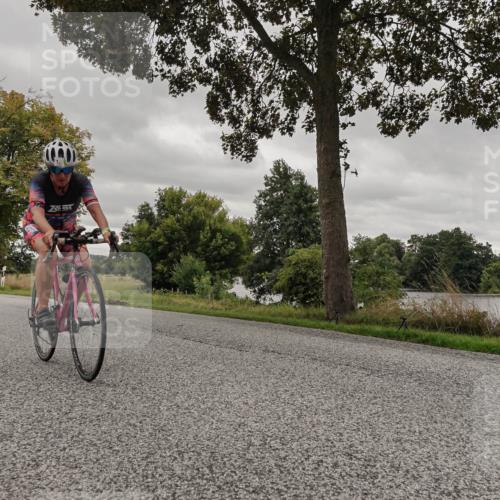 30.08.2026 - Elbe Triathlon Hamburg Michael Burmester http://msf.ph/oto/10055711 30.08.2026 11:51:01 Radfahren 1713 meine-sportfotos.de
