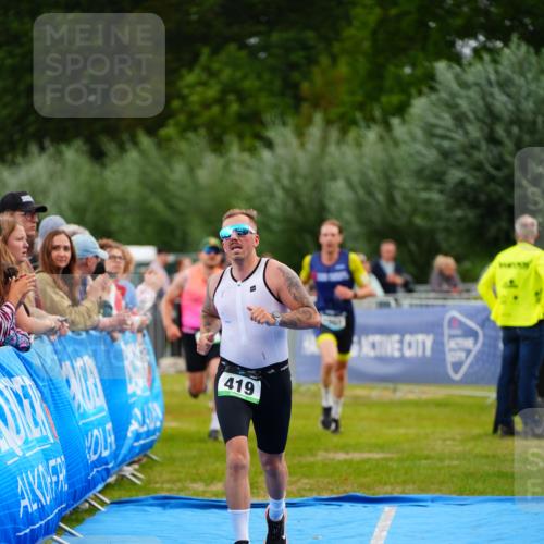 30.08.2026 - Elbe Triathlon Hamburg LAZAROV Photography http://msf.ph/oto/10056168 30.08.2026 11:08:38 Ziel 419, 590, 655, 1260 meine-sportfotos.de