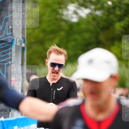30.08.2026 - Elbe Triathlon Hamburg LAZAROV Photography http://msf.ph/oto/10056293 30.08.2026 11:09:00 Ziel 503, 633, 1042, 1098 meine-sportfotos.de