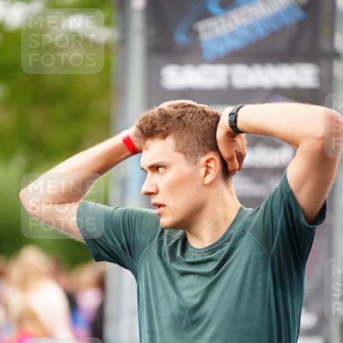 30.08.2026 - Elbe Triathlon Hamburg LAZAROV Photography http://msf.ph/oto/10056300 30.08.2026 11:09:02 Ziel 633, 1042, 1098 meine-sportfotos.de