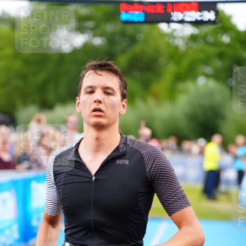 30.08.2026 - Elbe Triathlon Hamburg LAZAROV Photography http://msf.ph/oto/10056366 30.08.2026 11:09:36 Ziel 505, 539, 624, 681, 751, 1164 meine-sportfotos.de