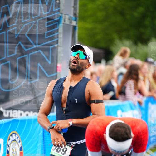30.08.2026 - Elbe Triathlon Hamburg LAZAROV Photography http://msf.ph/oto/10056391 30.08.2026 11:09:47 Ziel 569, 1060 meine-sportfotos.de
