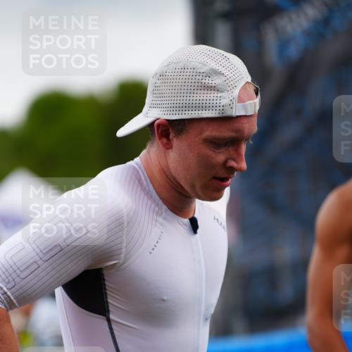 30.08.2026 - Elbe Triathlon Hamburg LAZAROV Photography http://msf.ph/oto/10056397 30.08.2026 11:09:50 Ziel 626, 1060 meine-sportfotos.de