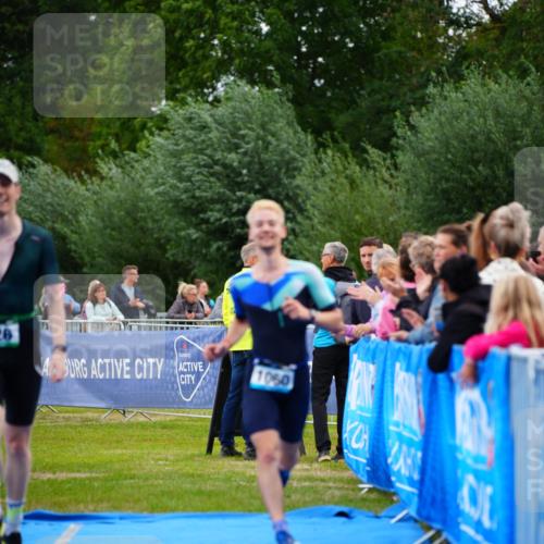 30.08.2026 - Elbe Triathlon Hamburg LAZAROV Photography http://msf.ph/oto/10056408 30.08.2026 11:09:55 Ziel 626, 1060 meine-sportfotos.de