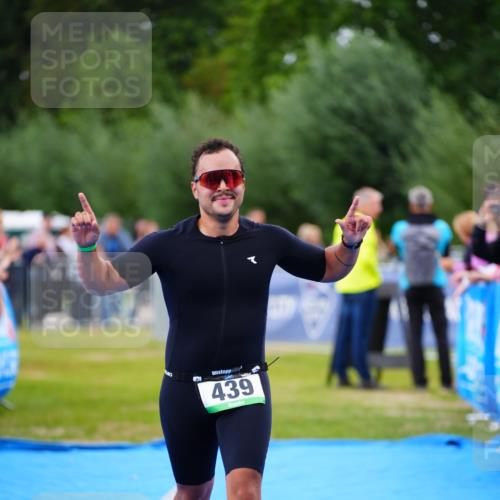 30.08.2026 - Elbe Triathlon Hamburg LAZAROV Photography http://msf.ph/oto/10056447 30.08.2026 11:10:14 Ziel 439, 581 meine-sportfotos.de