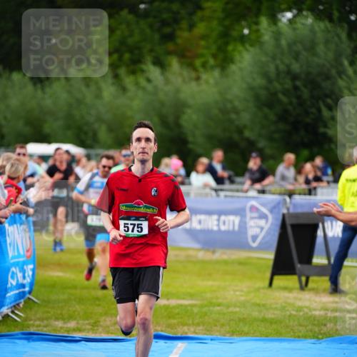 30.08.2026 - Elbe Triathlon Hamburg LAZAROV Photography http://msf.ph/oto/10056466 30.08.2026 11:10:37 Ziel 426, 513, 575, 678, 1045 meine-sportfotos.de