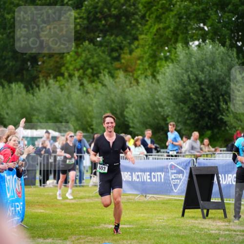 30.08.2026 - Elbe Triathlon Hamburg LAZAROV Photography http://msf.ph/oto/10056516 30.08.2026 11:11:07 Ziel 603 meine-sportfotos.de