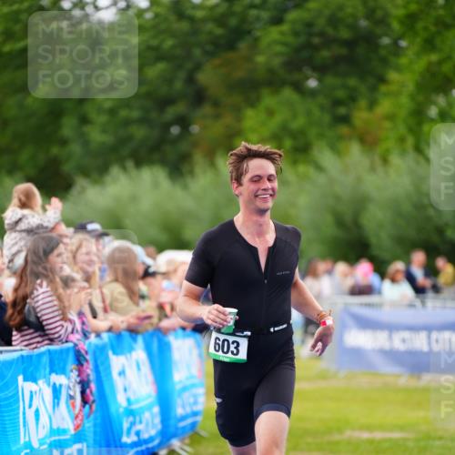 30.08.2026 - Elbe Triathlon Hamburg LAZAROV Photography http://msf.ph/oto/10056528 30.08.2026 11:11:10 Ziel 440, 603, 665, 1010 meine-sportfotos.de