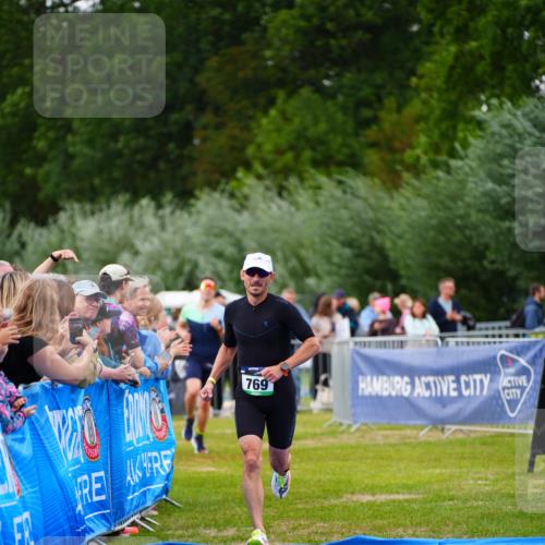 30.08.2026 - Elbe Triathlon Hamburg LAZAROV Photography http://msf.ph/oto/10056637 30.08.2026 11:12:13 Ziel 769, 1039 meine-sportfotos.de