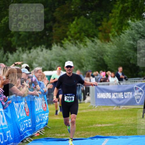 30.08.2026 - Elbe Triathlon Hamburg LAZAROV Photography http://msf.ph/oto/10056639 30.08.2026 11:12:14 Ziel 769, 1039 meine-sportfotos.de