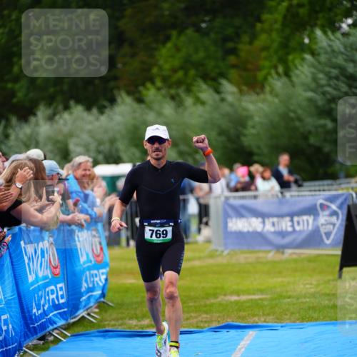 30.08.2026 - Elbe Triathlon Hamburg LAZAROV Photography http://msf.ph/oto/10056640 30.08.2026 11:12:14 Ziel 769, 1039 meine-sportfotos.de