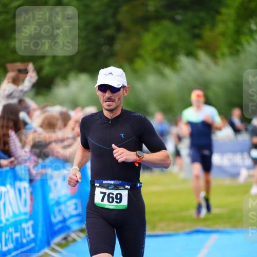 30.08.2026 - Elbe Triathlon Hamburg LAZAROV Photography http://msf.ph/oto/10056654 30.08.2026 11:12:16 Ziel 769, 1039 meine-sportfotos.de