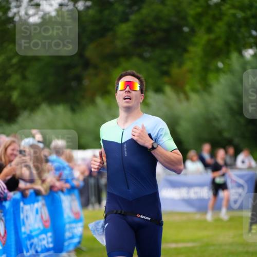 30.08.2026 - Elbe Triathlon Hamburg LAZAROV Photography http://msf.ph/oto/10056667 30.08.2026 11:12:19 Ziel 769, 1039 meine-sportfotos.de