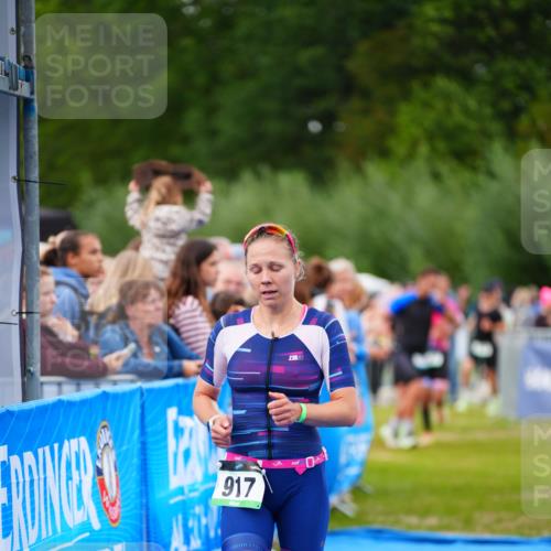 30.08.2026 - Elbe Triathlon Hamburg LAZAROV Photography http://msf.ph/oto/10056687 30.08.2026 11:12:31 Ziel 410, 607, 632, 722, 917 meine-sportfotos.de