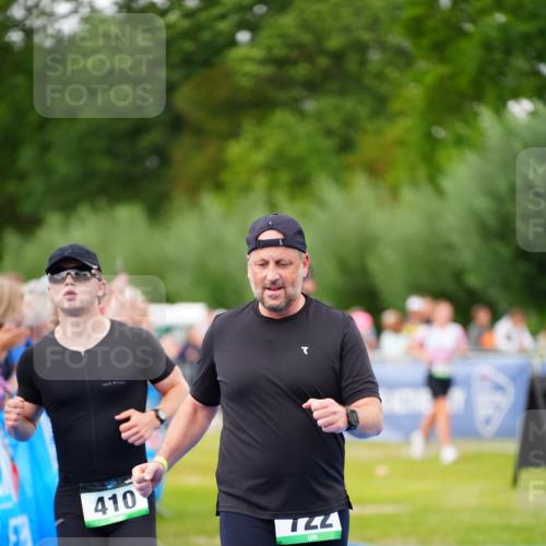 30.08.2026 - Elbe Triathlon Hamburg LAZAROV Photography http://msf.ph/oto/10056715 30.08.2026 11:12:40 Ziel 410, 612, 632, 722 meine-sportfotos.de