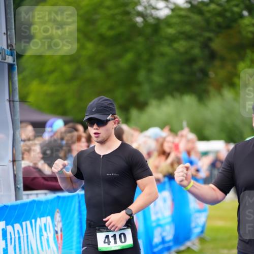 30.08.2026 - Elbe Triathlon Hamburg LAZAROV Photography http://msf.ph/oto/10056717 30.08.2026 11:12:40 Ziel 410, 612, 632, 722 meine-sportfotos.de