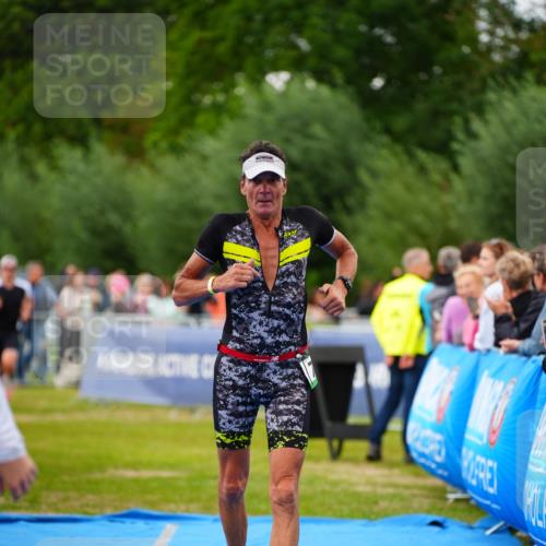 30.08.2026 - Elbe Triathlon Hamburg LAZAROV Photography http://msf.ph/oto/10056753 30.08.2026 11:12:54 Ziel 773, 1037, 1085, 1097 meine-sportfotos.de