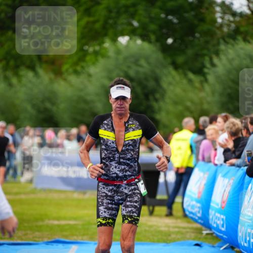30.08.2026 - Elbe Triathlon Hamburg LAZAROV Photography http://msf.ph/oto/10056755 30.08.2026 11:12:54 Ziel 773, 1037, 1085, 1097 meine-sportfotos.de