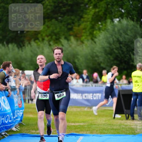 30.08.2026 - Elbe Triathlon Hamburg LAZAROV Photography http://msf.ph/oto/10056818 30.08.2026 11:13:30 Ziel 560, 598, 620, 752 meine-sportfotos.de