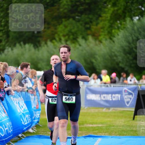 30.08.2026 - Elbe Triathlon Hamburg LAZAROV Photography http://msf.ph/oto/10056821 30.08.2026 11:13:30 Ziel 560, 598, 620, 752 meine-sportfotos.de