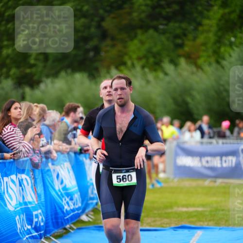 30.08.2026 - Elbe Triathlon Hamburg LAZAROV Photography http://msf.ph/oto/10056824 30.08.2026 11:13:31 Ziel 560, 598, 620, 752 meine-sportfotos.de