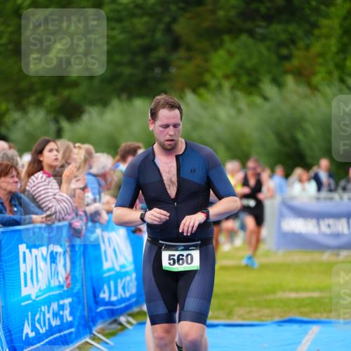 30.08.2026 - Elbe Triathlon Hamburg LAZAROV Photography http://msf.ph/oto/10056827 30.08.2026 11:13:31 Ziel 560, 598, 620, 752 meine-sportfotos.de