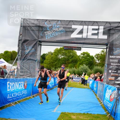 30.08.2026 - Elbe Triathlon Hamburg LAZAROV Photography http://msf.ph/oto/10056849 30.08.2026 11:13:39 Ziel 598, 643, 699, 752 meine-sportfotos.de