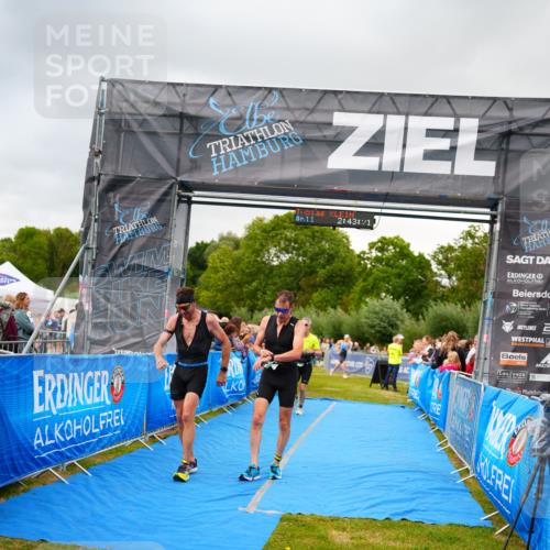30.08.2026 - Elbe Triathlon Hamburg LAZAROV Photography http://msf.ph/oto/10056851 30.08.2026 11:13:39 Ziel 598, 643, 699, 752 meine-sportfotos.de