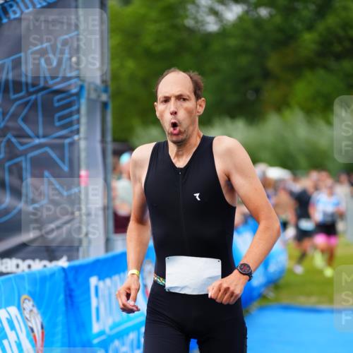 30.08.2026 - Elbe Triathlon Hamburg LAZAROV Photography http://msf.ph/oto/10056880 30.08.2026 11:13:53 Ziel 724, 731, 869, 1030, 1088 meine-sportfotos.de