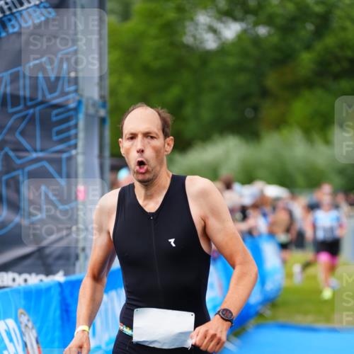 30.08.2026 - Elbe Triathlon Hamburg LAZAROV Photography http://msf.ph/oto/10056881 30.08.2026 11:13:54 Ziel 724, 731, 869, 1030, 1088 meine-sportfotos.de