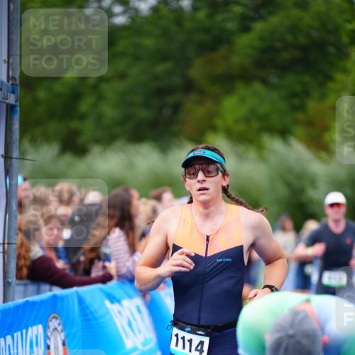 30.08.2026 - Elbe Triathlon Hamburg LAZAROV Photography http://msf.ph/oto/10056931 30.08.2026 11:14:34 Ziel 413, 497, 565, 606, 990, 1054, 1114 meine-sportfotos.de